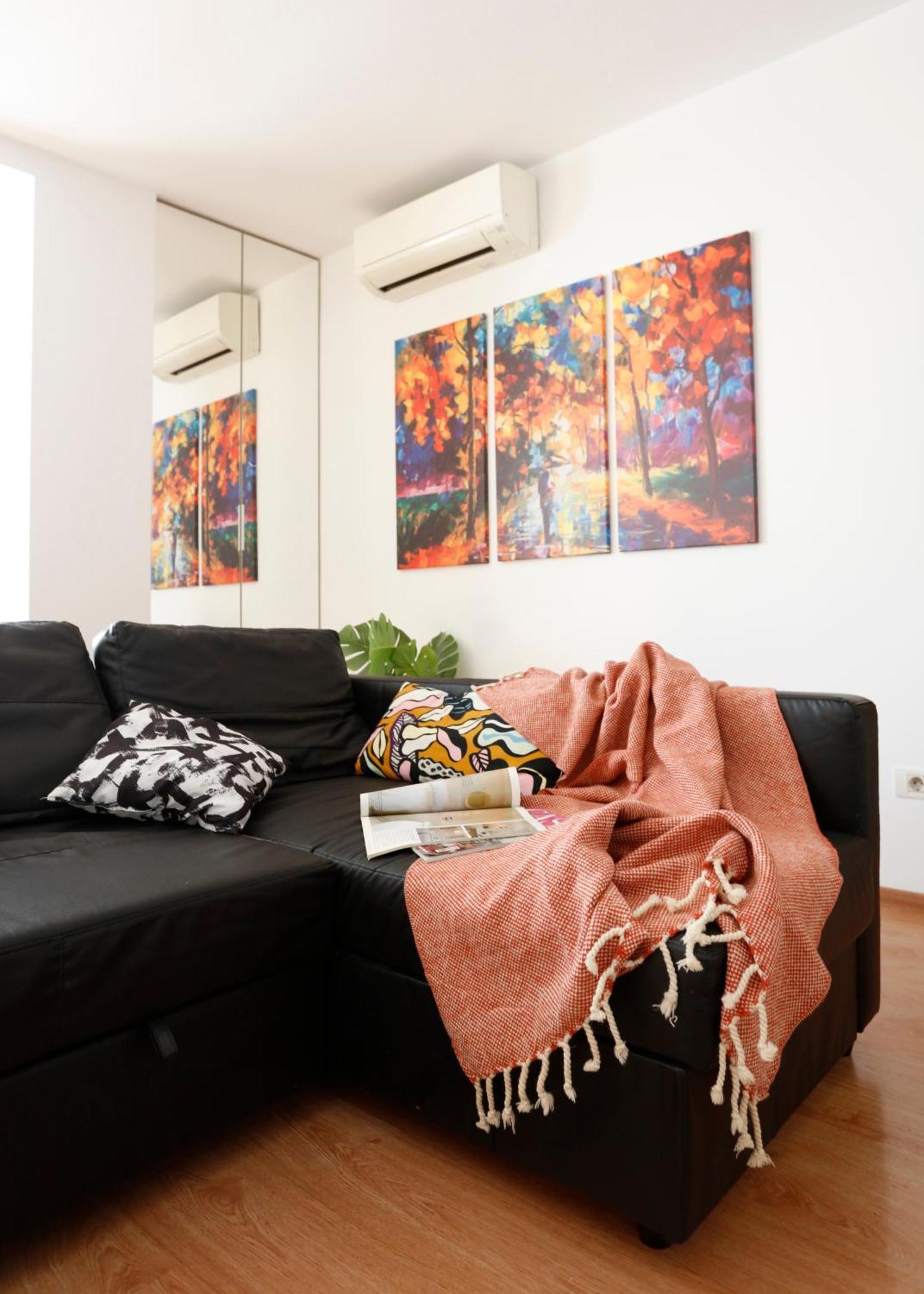 Enchanting Retreat - Historic Old Town - Pet-Friendly Haven - Steps From Unirii Bucharest Exterior photo