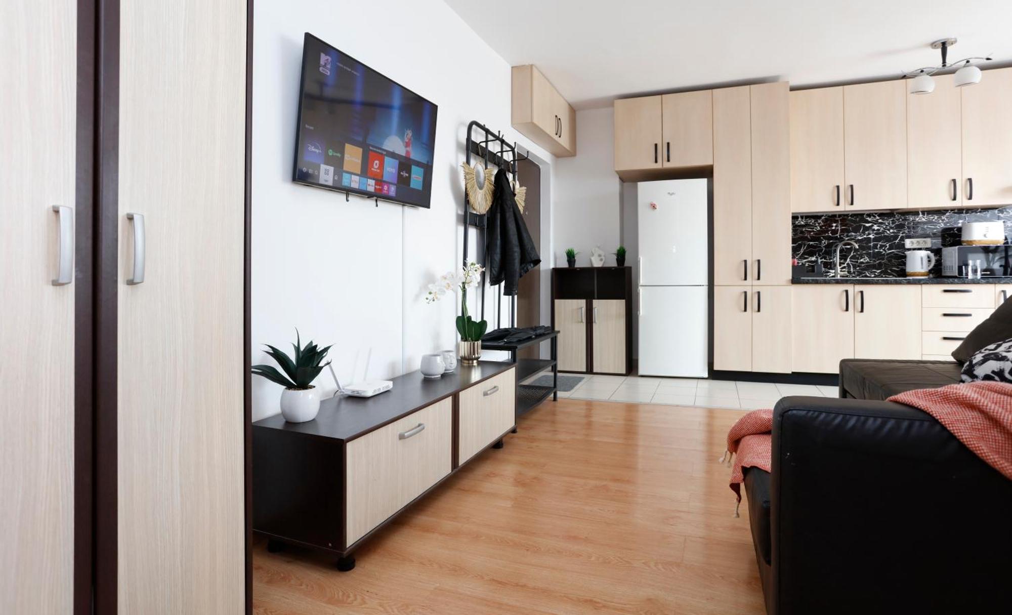Enchanting Retreat - Historic Old Town - Pet-Friendly Haven - Steps From Unirii Bucharest Exterior photo
