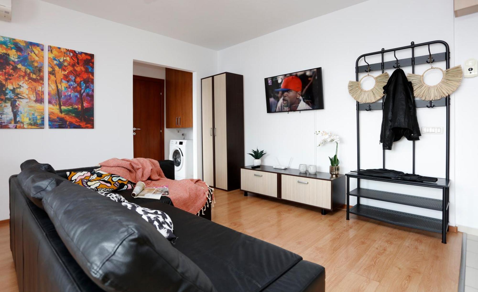 Enchanting Retreat - Historic Old Town - Pet-Friendly Haven - Steps From Unirii Bucharest Exterior photo